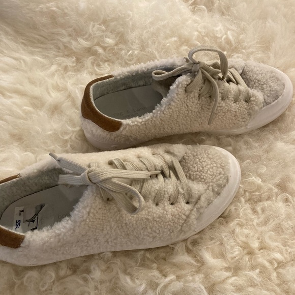 Rag and Bone | Standard Issue Shearling Fur Low-Top Sneaker. - Picture 11 of 13